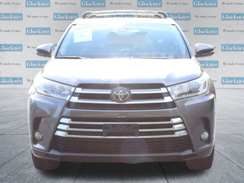 Used 2018 Toyota Highlander Limited image 2
