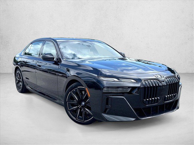 Certified 2023 BMW i7 xDrive60 AWD/4WD image 11