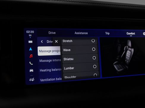 Certified 2025 Porsche Macan 4 Electric image 45