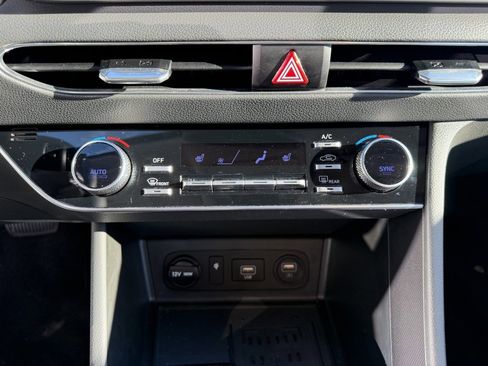 Used 2023 Hyundai Sonata SEL w/ Convenience Package image 23
