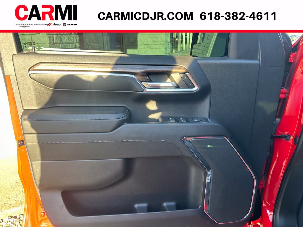 Used 2023 Chevrolet Silverado 1500 LT AWD/4WD image 15
