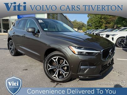 Used 2022 Volvo XC60 B5 Momentum w/ Advanced Package