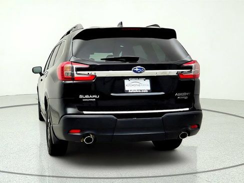 Used 2023 Subaru Ascent Limited w/ Technology Package AWD/4WD image 6