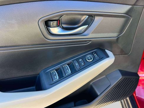 Used 2024 Honda Accord LX image 17