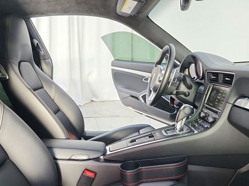 Used 2014 Porsche 911 Carrera S image 24