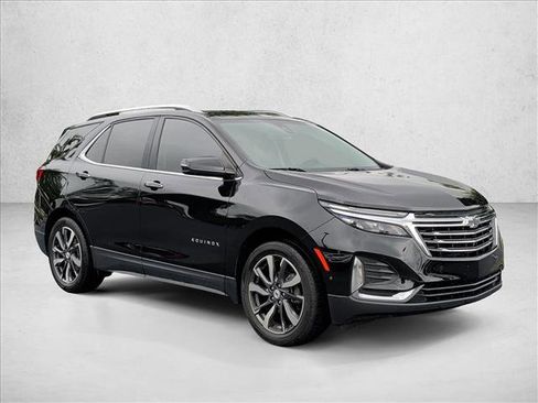 Used 2023 Chevrolet Equinox Premier FWD image 3