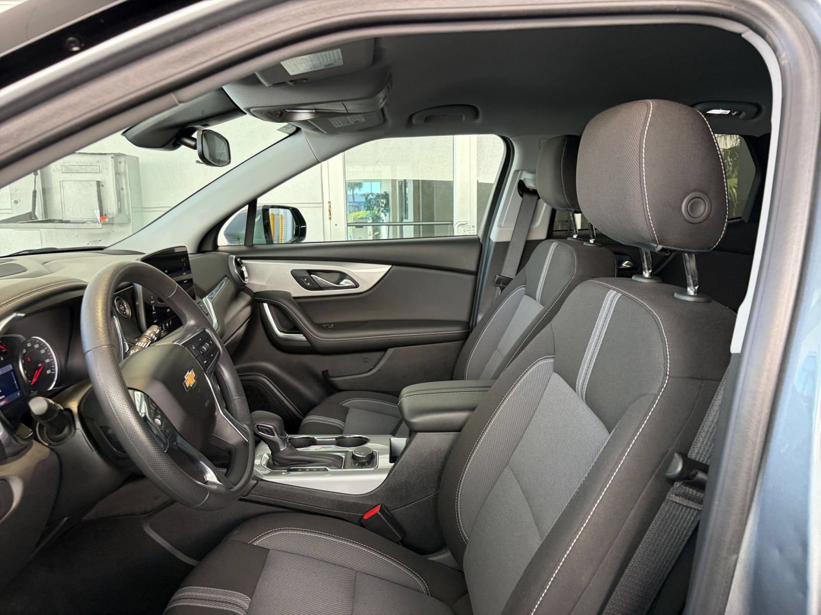 Used 2026 Chevrolet Blazer LT FWD image 26
