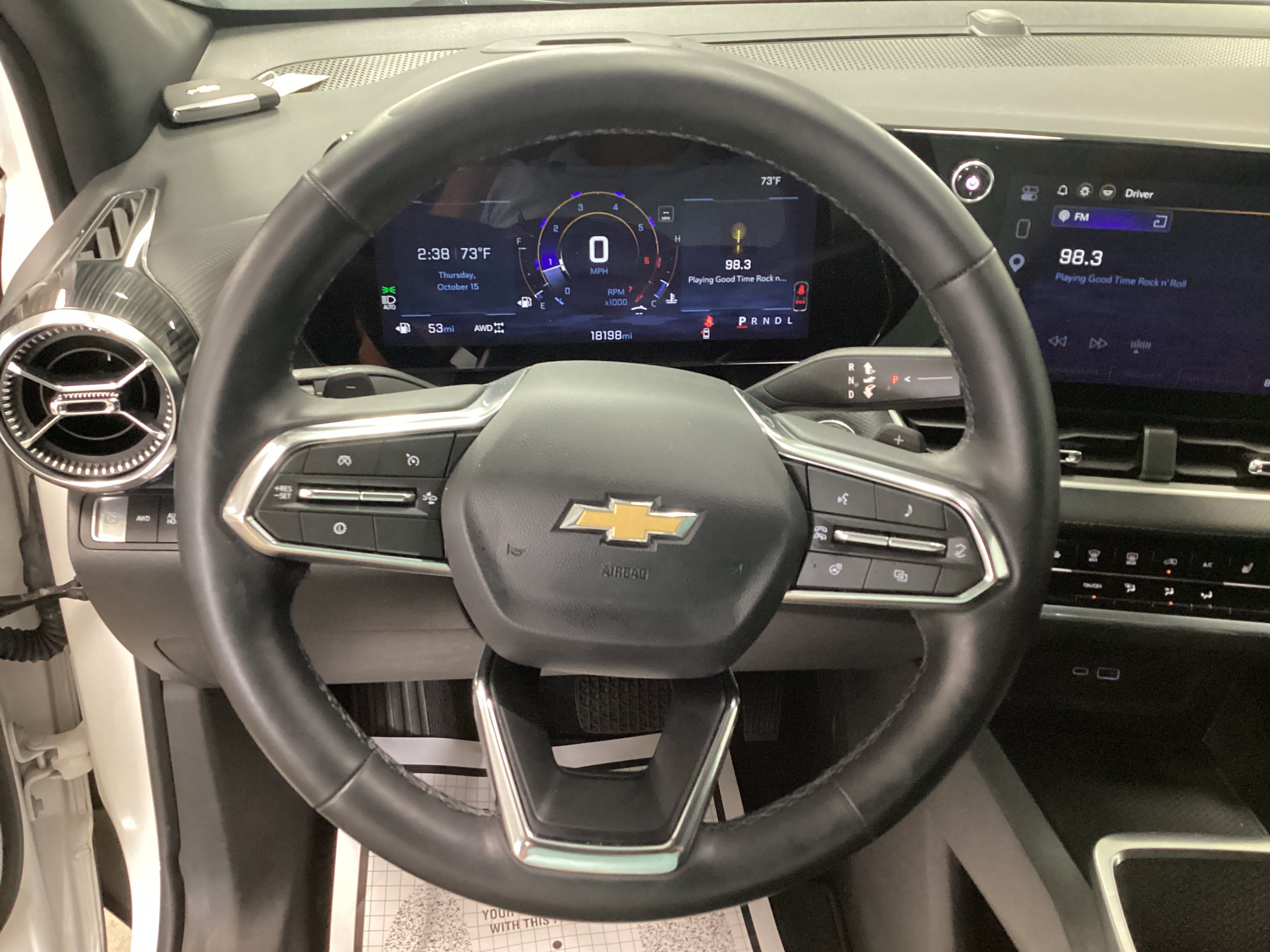 Used 2026 Chevrolet Equinox LT AWD/4WD image 18