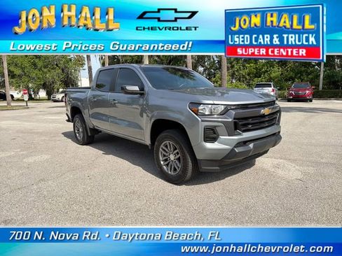 Used 2024 Chevrolet Colorado LT RWD image 1