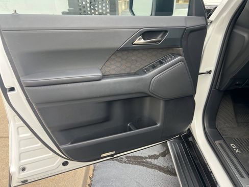 Used 2024 Lexus GX 550 550 Premium+ image 44