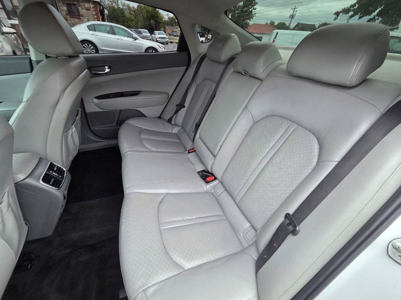 Used 2018 Kia Optima EX FWD image 15