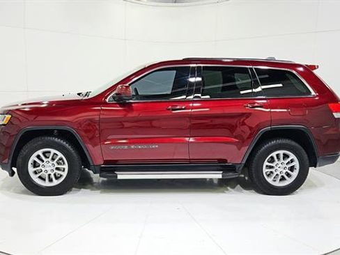 Used 2018 Jeep Grand Cherokee Laredo RWD image 5