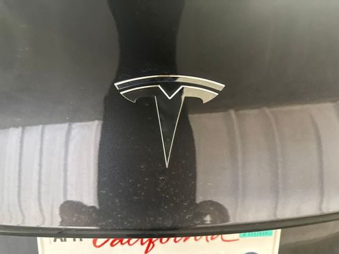 Used 2024 Tesla Model Y Performance AWD/4WD image 13