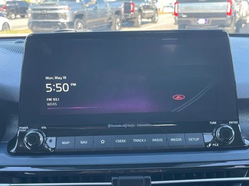Used 2023 Kia Seltos S w/ Navigation Package FWD image 29