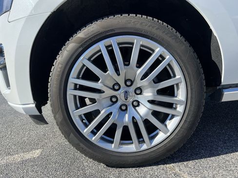 Used 2022 Ford Expedition Max Platinum image 12