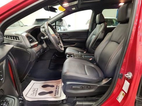 Used 2025 Honda Odyssey Sport-L image 11