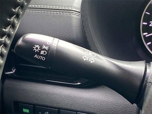 Used 2022 Nissan Sentra SV w/ Trunk Package image 21