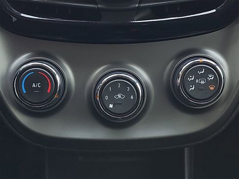 Used 2022 Chevrolet Spark LT image 21