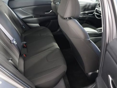 Used 2024 Hyundai Elantra SEL FWD image 20