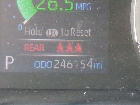 Used 2019 Toyota RAV4 XLE AWD/4WD image 25
