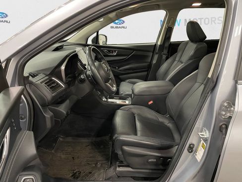 Used 2023 Subaru Ascent Limited w/ Technology Package AWD/4WD image 9