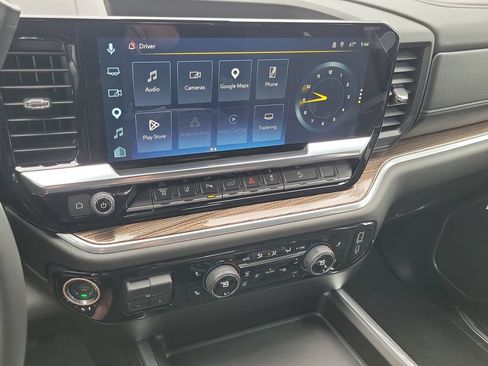 Used 2026 Chevrolet Silverado 2500 LT w/ All Star Edition AWD/4WD image 8