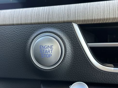 Used 2025 Hyundai Sonata SEL FWD image 17