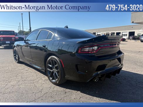 Used 2022 Dodge Charger R/T w/ Blacktop Package image 8