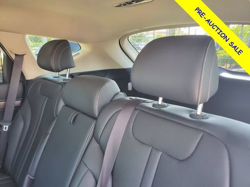 Used 2024 Genesis GV80 2.5T AWD/4WD image 13
