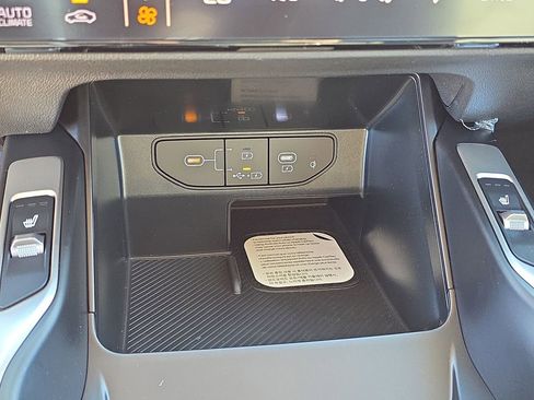 New 2026 Kia Sorento S w/ S Panoramic Sunroof Package image 28