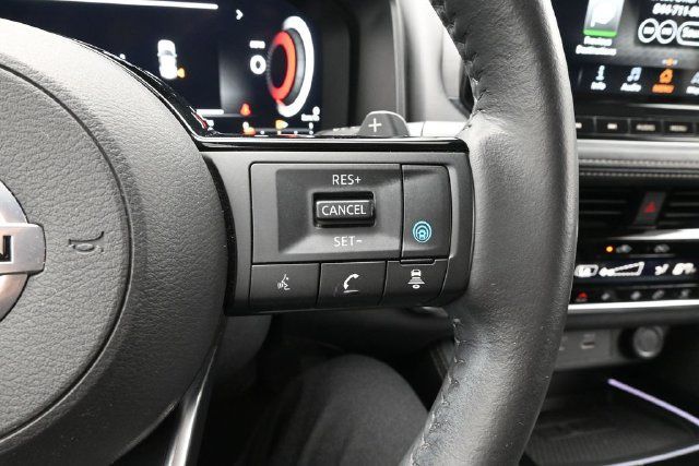 Used 2021 Nissan Rogue Platinum FWD image 21
