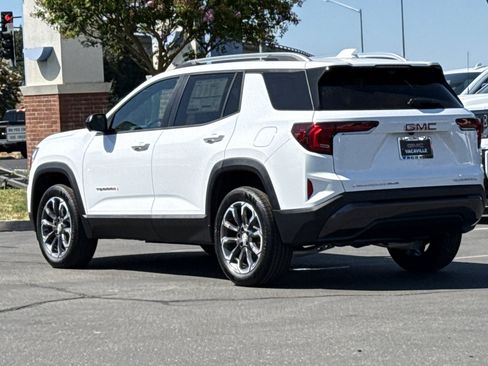 New 2026 GMC Terrain Elevation w/ Elevation Premium Package AWD/4WD image 7