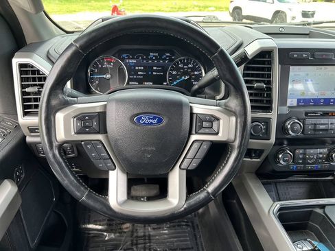 Used 2021 Ford F250 Lariat w/ Lariat Ultimate Package AWD/4WD image 10