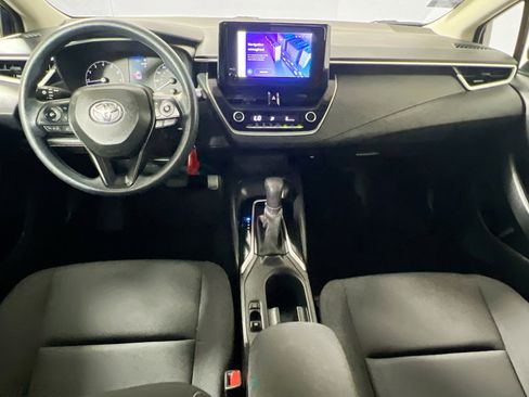 Used 2023 Toyota Corolla LE image 29