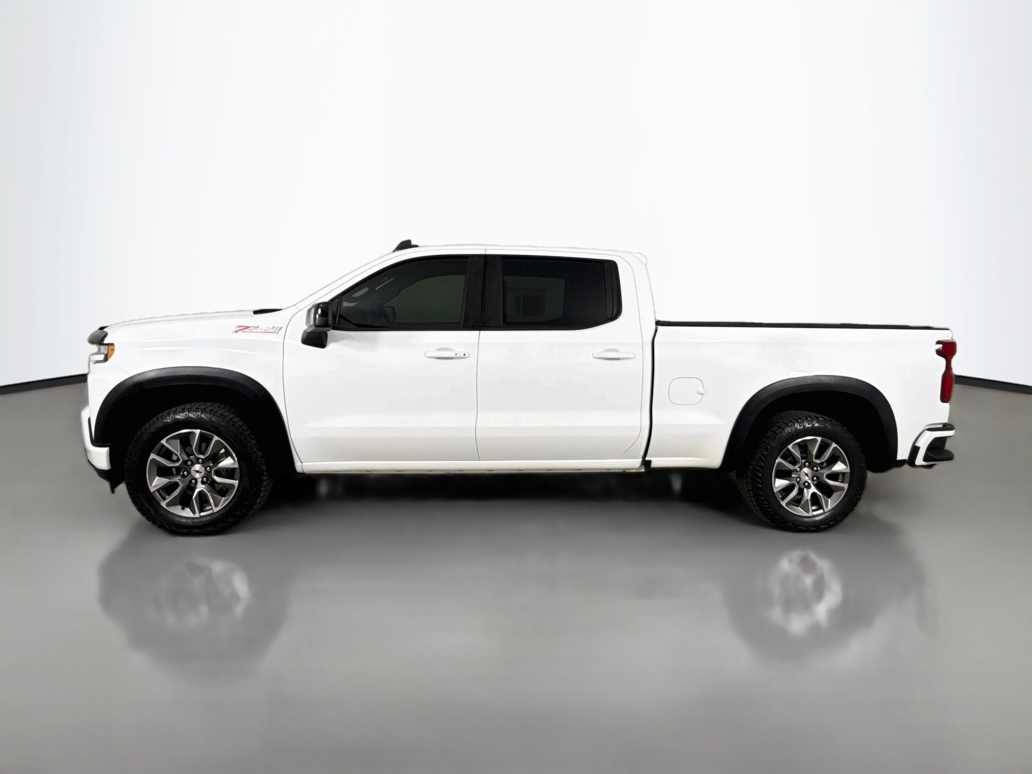 Used 2020 Chevrolet Silverado 1500 RST w/ True North Edition AWD/4WD image 4