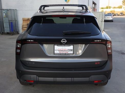 New 2025 Nissan Kicks SR image 5