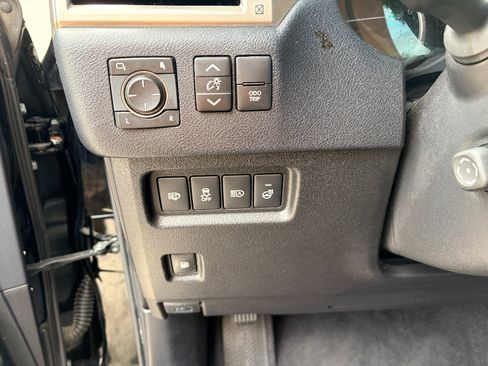 Used 2021 Lexus GX 460 Premium w/ Accessory Package AWD/4WD image 14
