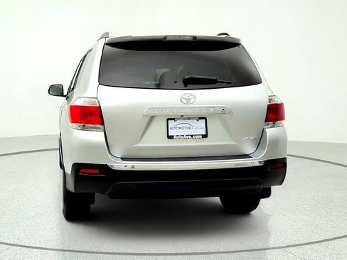 Used 2013 Toyota Highlander SE w/ Convenience Pkg AWD/4WD image 6