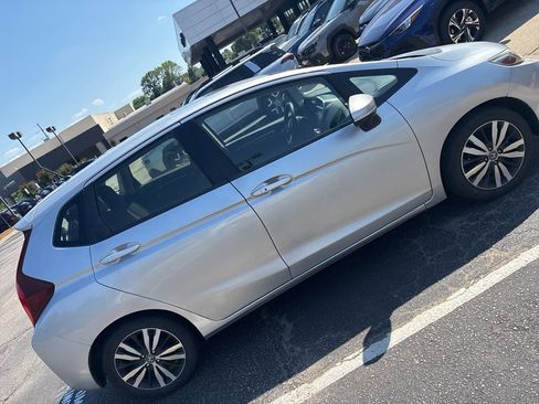 Used 2016 Honda Fit EX image 4