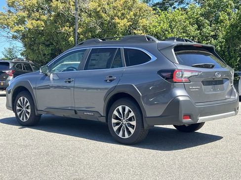 Certified 2025 Subaru Outback Limited AWD/4WD image 36