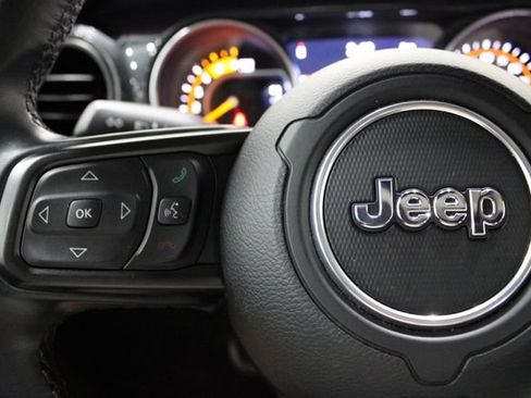 Used 2021 Jeep Wrangler Unlimited Sport AWD/4WD image 23