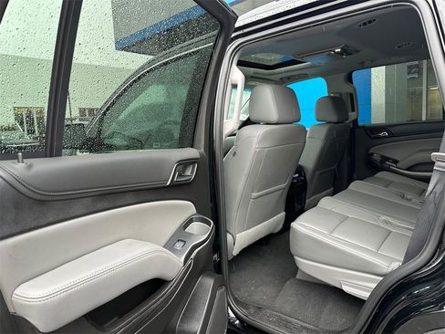 Used 2019 Chevrolet Tahoe LT image 15