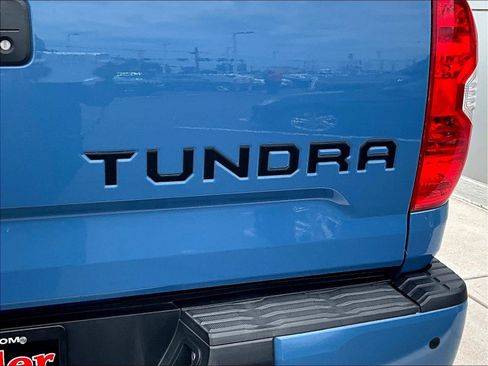 Used 2020 Toyota Tundra Limited w/ Limited Premium Package AWD/4WD image 25