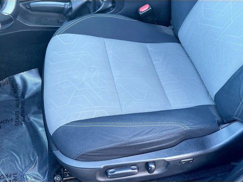 Used 2021 Toyota Tacoma TRD Off-Road image 19