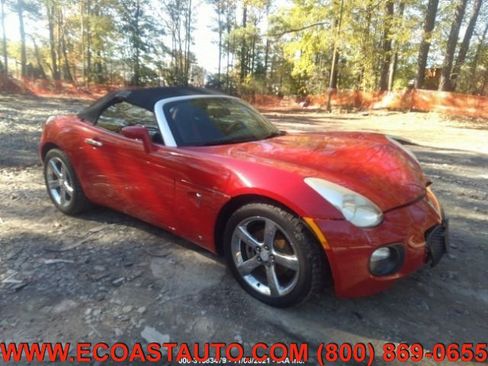 Used 2007 Pontiac Solstice GXP w/ Premium Package image 3