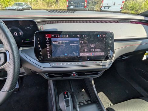 New 2024 Dodge Charger R/T w/ Plus Group image 13