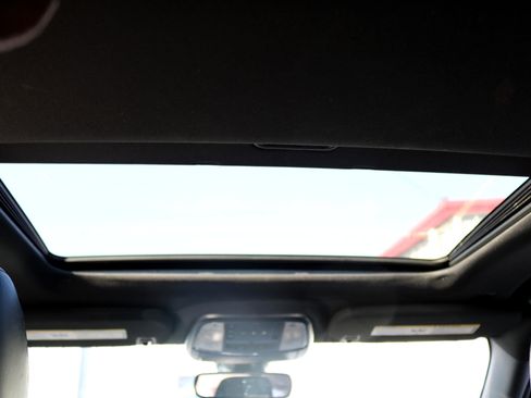 Used 2019 Jeep Grand Cherokee Altitude image 35