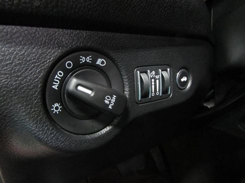 Used 2020 Dodge Challenger GT w/ Driver Convenience Group AWD/4WD image 20