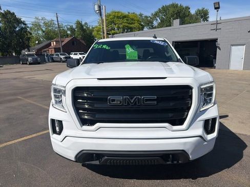 Used 2022 GMC Sierra 1500 Elevation AWD/4WD image 2