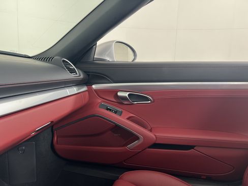 Certified 2025 Porsche 718 Boxster GTS RWD image 14